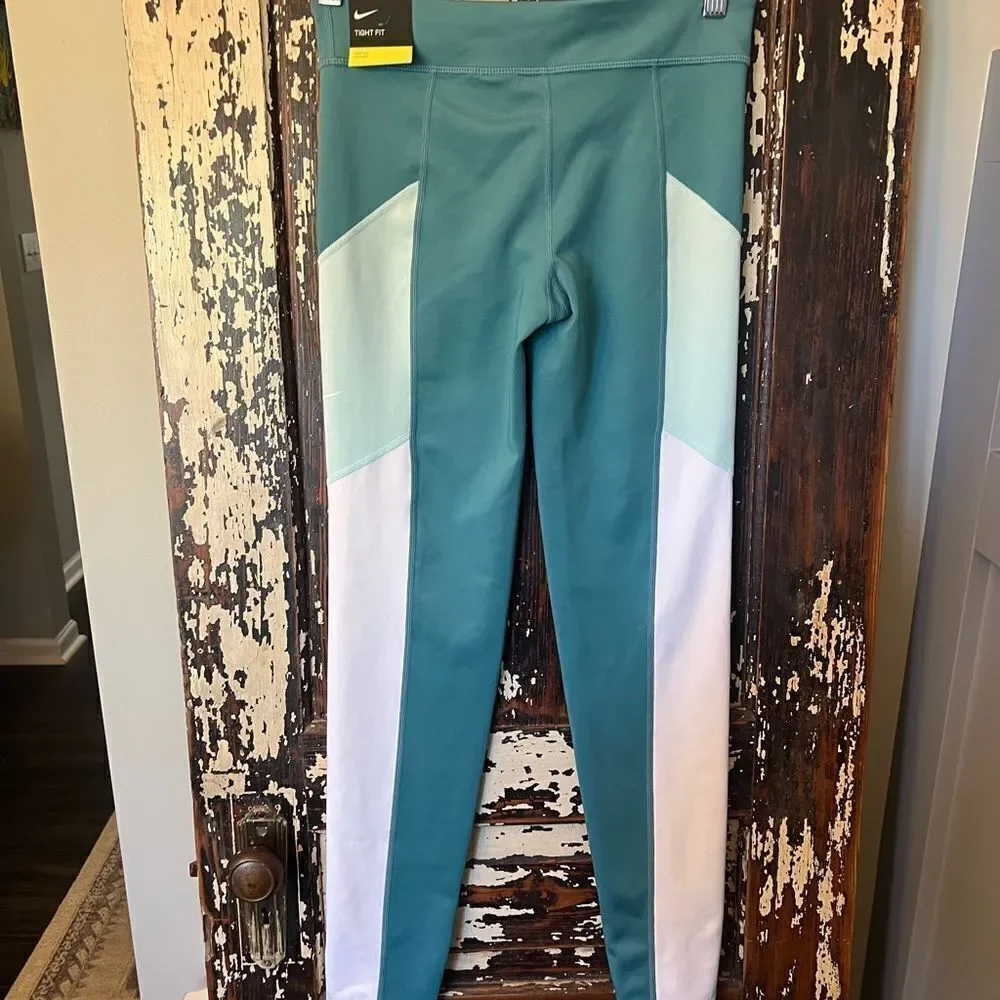 NWT Nike Dri-Fit girls two tone training leggings tights. Size XL. Tights fit.